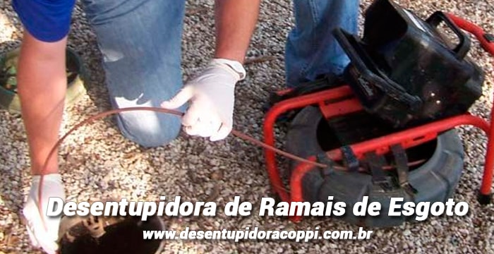 Desentupimento de Ramais de Esgoto no bairro da Casa Verde